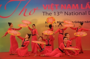 Top 10 Nu van si noi tieng nhat Viet Nam