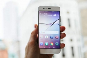 Top 10 dien thoai Android nen mua nhat hien nay
