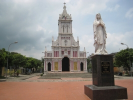 Top 5 dia diem vui choi Noel thu vi nhat o TP Bac Giang
