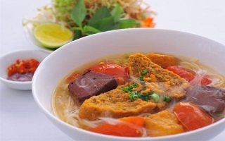 Top 6 Hang bun rieu ngon nuc tieng Sai Gon