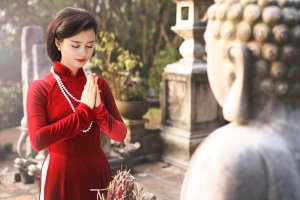 Top 7 Ngoi chua cau duyen linh thieng nhat tai Ha Noi