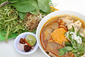 Top 5 Quan bun bo hue ngon o quan 3 TP. HCM