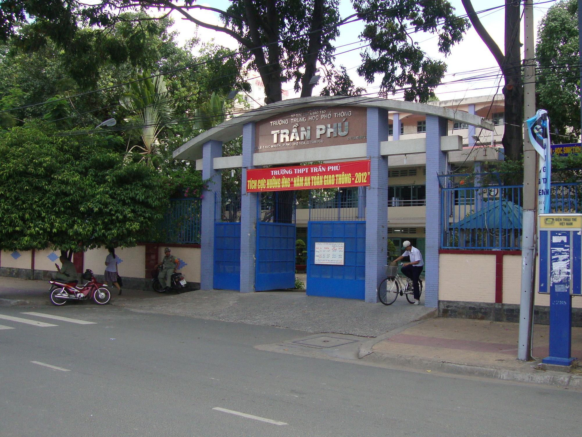 Trường THPT Trần Phú