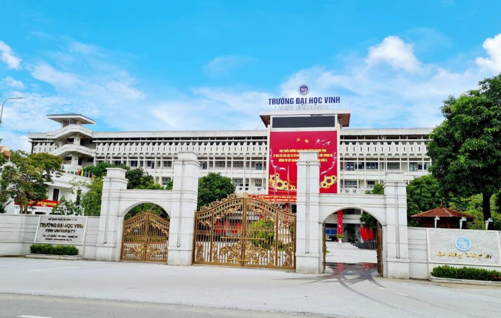dai hoc vinh
