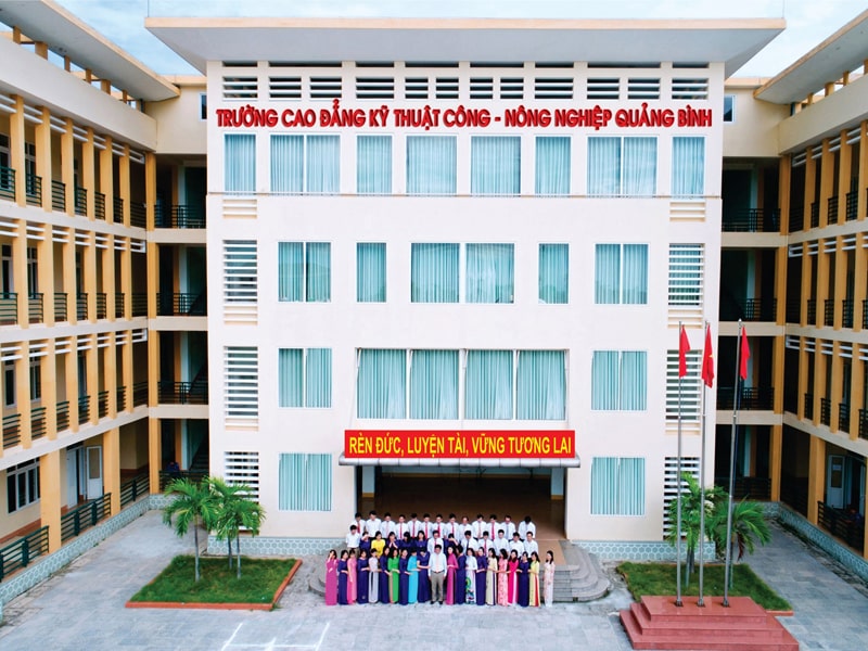 cao dang ky thuat cong nong nghiep quang binh